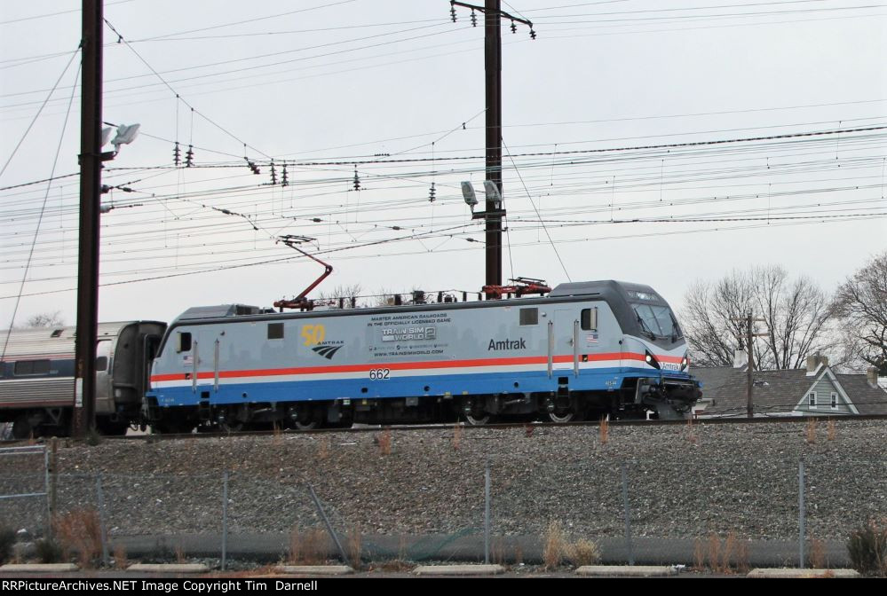 AMTK 662 on first run on train 176